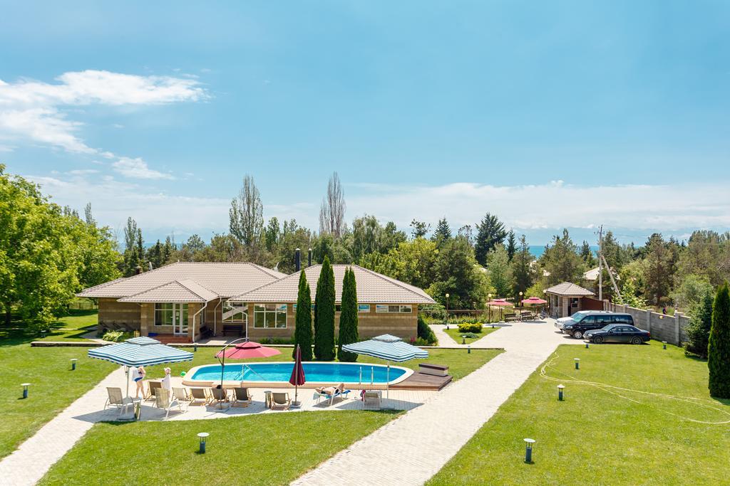 Dolinnka Hotel Cholpon-Ata Εξωτερικό φωτογραφία