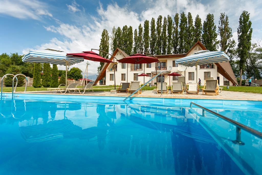 Dolinnka Hotel Cholpon-Ata Εξωτερικό φωτογραφία