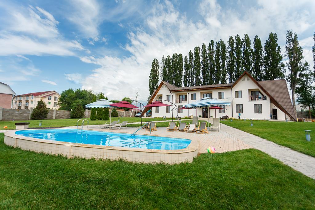 Dolinnka Hotel Cholpon-Ata Εξωτερικό φωτογραφία